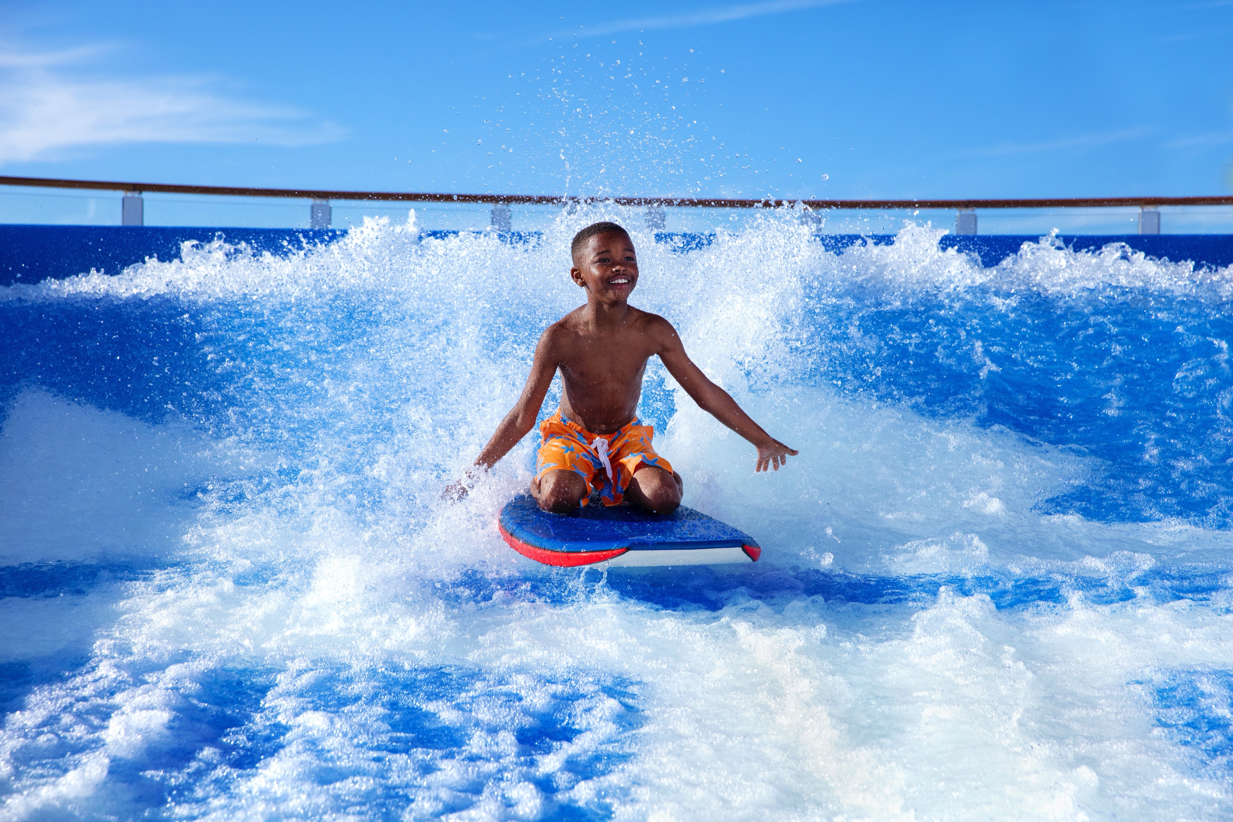 Oasis of the Seas - Flowrider®